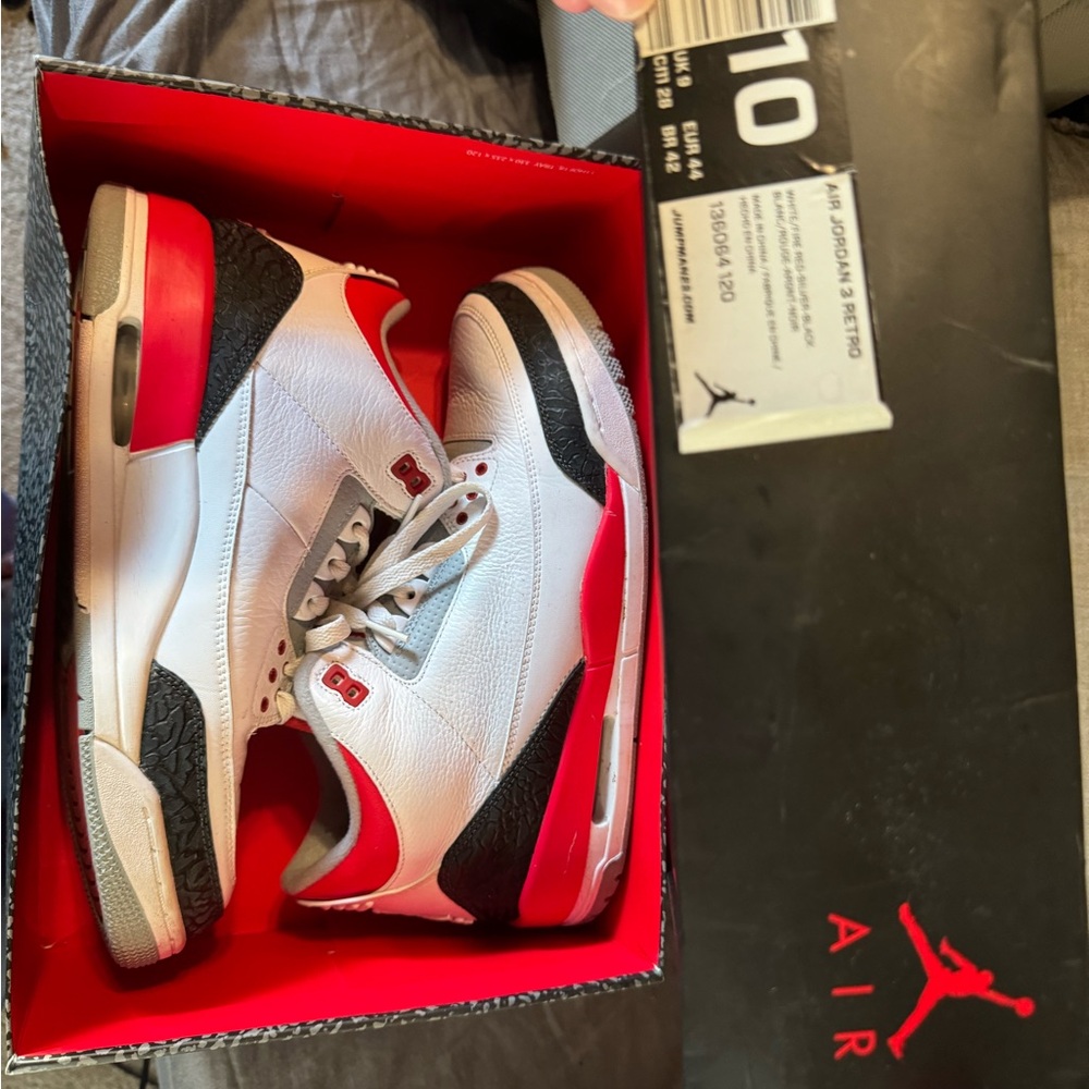 used Air Jordan 3 size 10